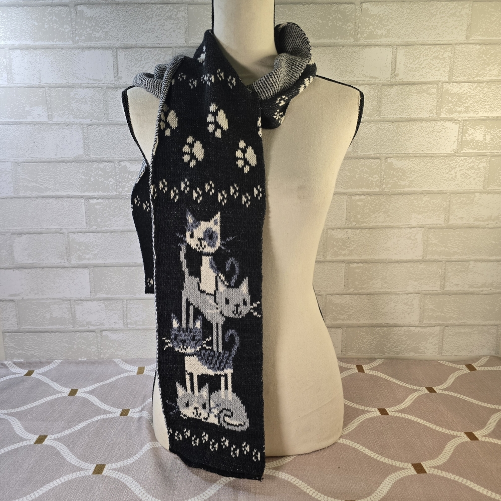 Knit Skinny Scarf Cat Paw Prints Recycled Cotton Blend Black & White ~ Green 3